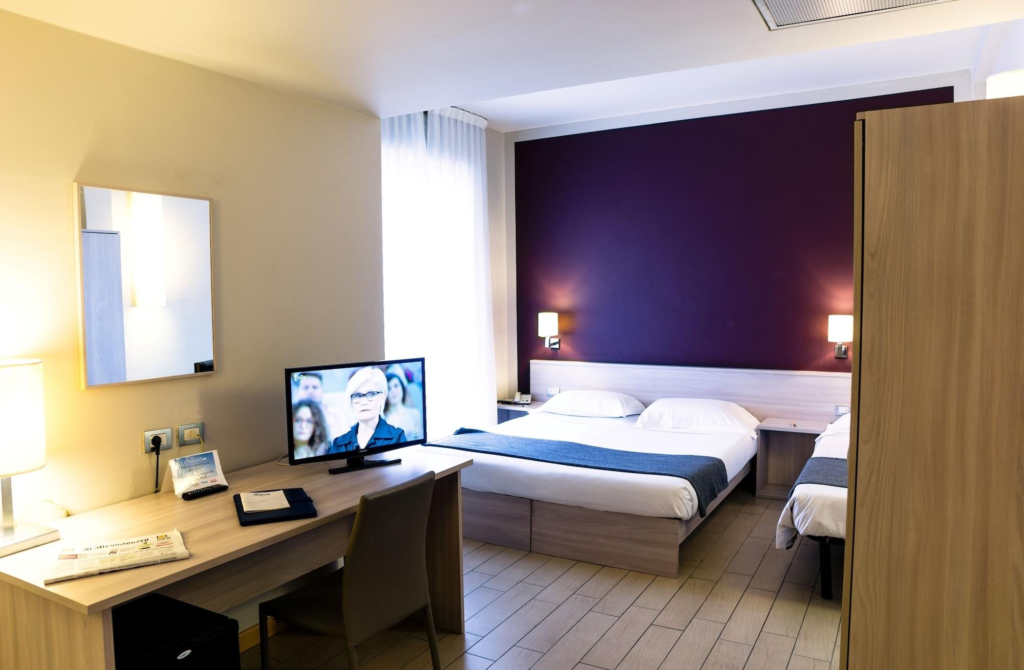Mokinba Hotels Cristallo Milaan Buitenkant foto